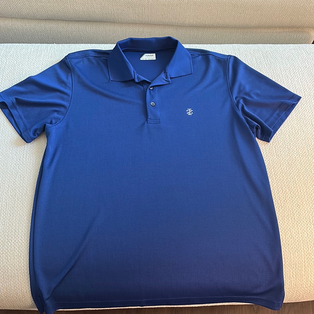 Men’s IZOD Golf shirt, size L